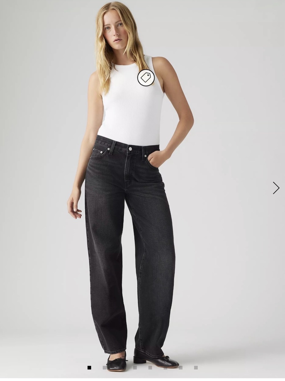 Black Levi’s baggy dad jeans
